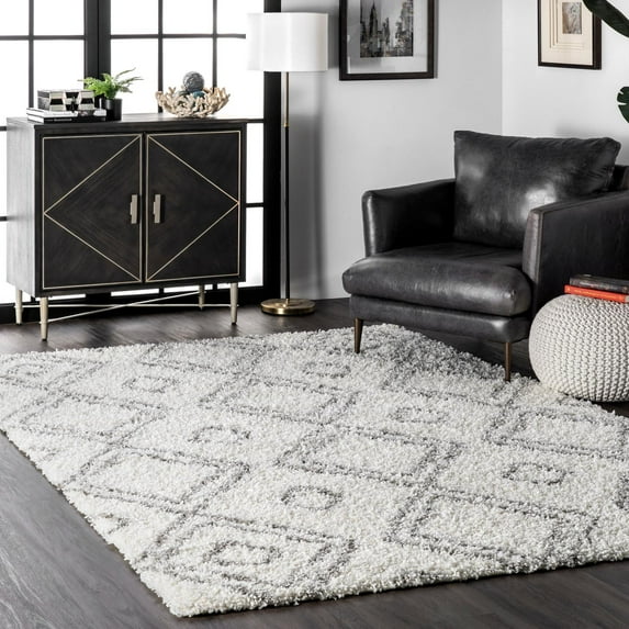 nuLOOM Iola Shag Diamond Pattern Area Rug, Grey/White, 5' x 7'