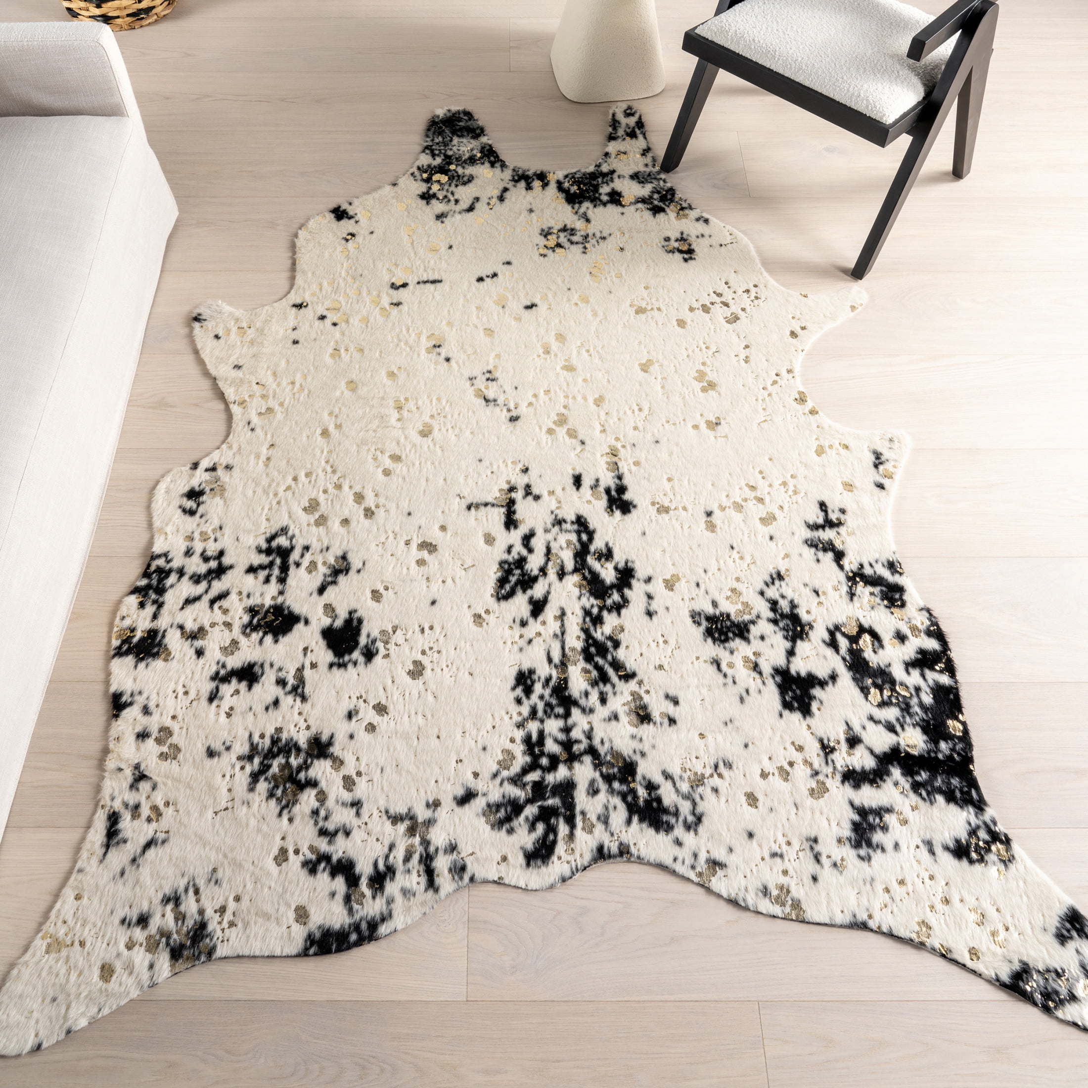 nuLOOM Iraida Faux Cowhide Area Rug, Black, Shaped, 5' x 6' 7