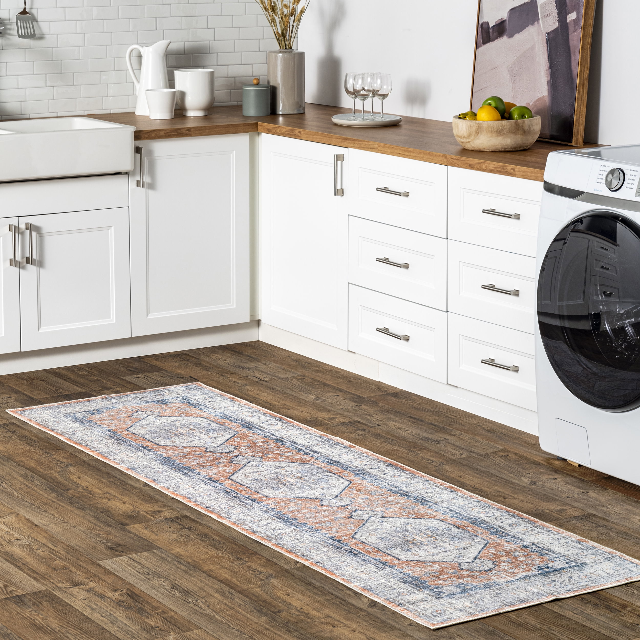 nuLOOM Jacquie Machine Washable Vintage Floral Area Rug, 2' 6" x 12