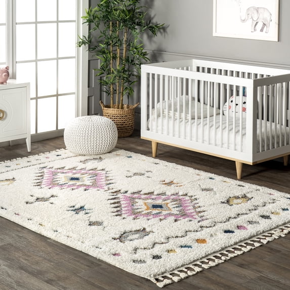 nuLOOM Jocelyn Tribal Shag Tasseled Area Rug, 6' x 9', White