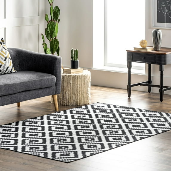 nuLOOM Kellee SpinClean Machine Washable Modern Diamonds Area Rug, 3' x 5', Kellees Black