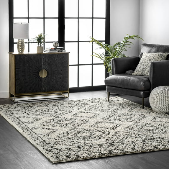 nuLOOM Lacey Moroccan Geometric Shag Area Rug, 6' x 6', Square, Lacey Off-white