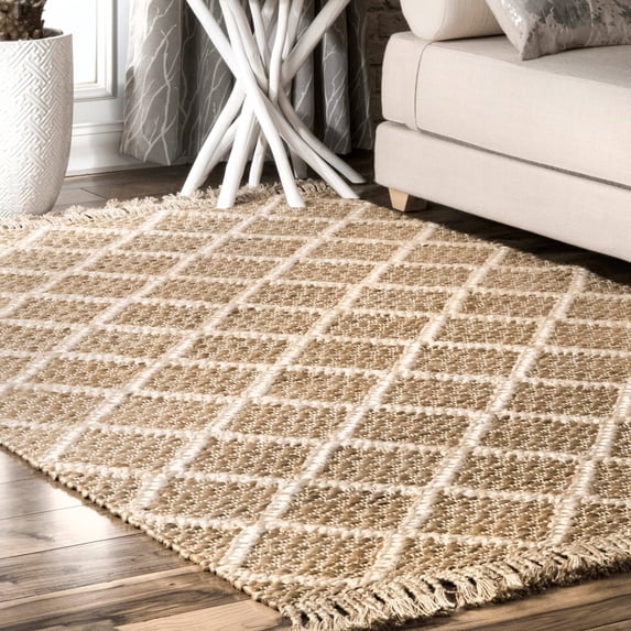 nuLOOM Lena Tassel Jute Area Rug, 7' 6" x 9' 6", Natural