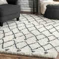 thumbnail image 1 of nuLOOM Lizzie Diamond Shag Area Rug, 1 of 4