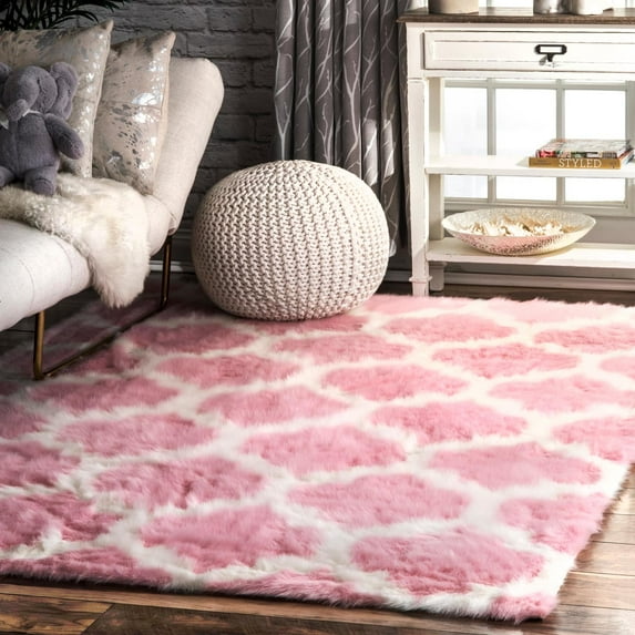 nuLOOM Machine-Made Faux Sheepskin Shaunna Area Rug or Runner