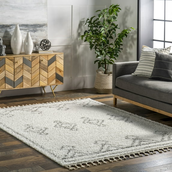 nuLOOM Mackie Moroccan Tasseled Shag Area Rug, 3' x 5', Mackie White