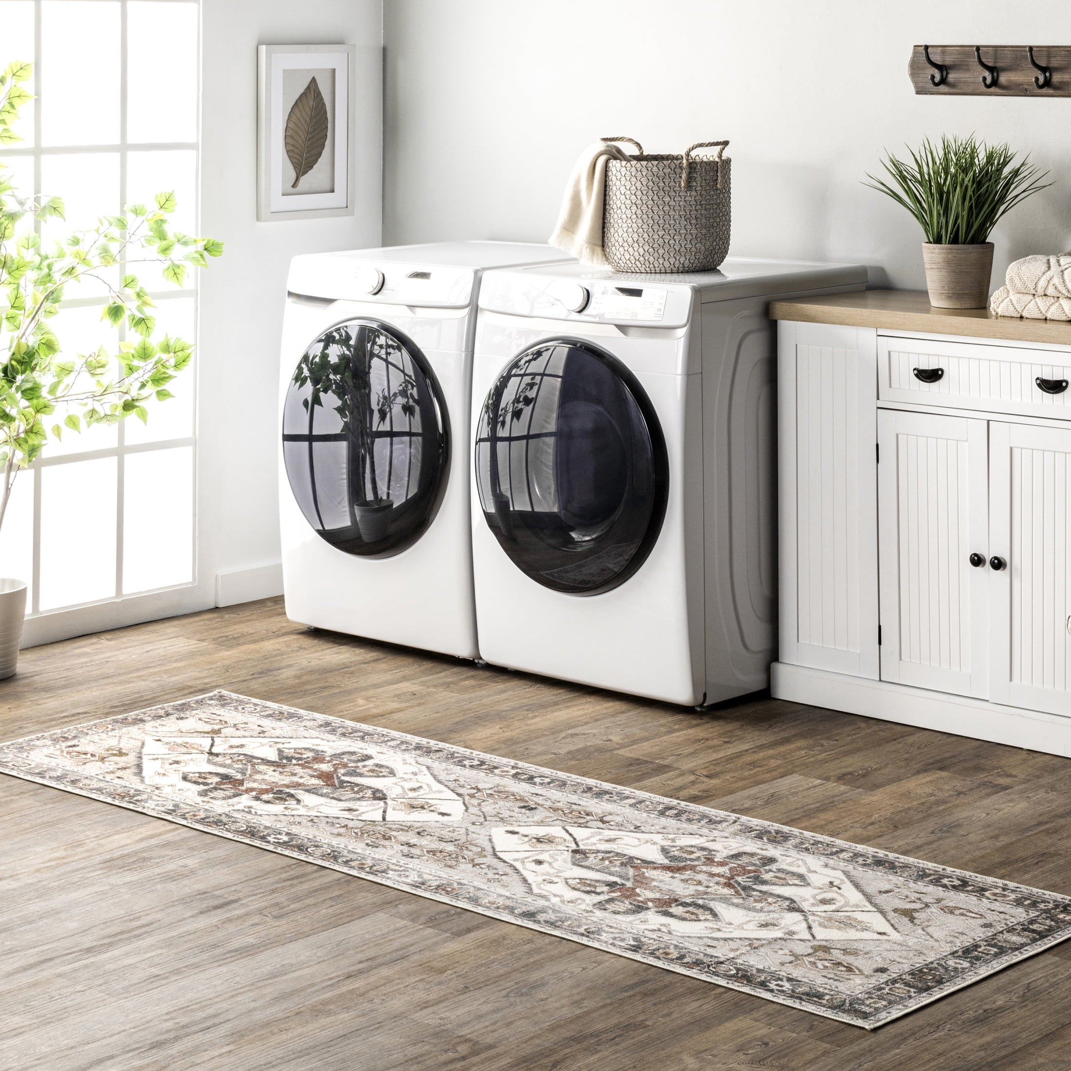 nuLOOM Mali SpinClean Machine Washable Traditional Medallion Area Rug, 2' 6" x 10', Runner, Mali Beige