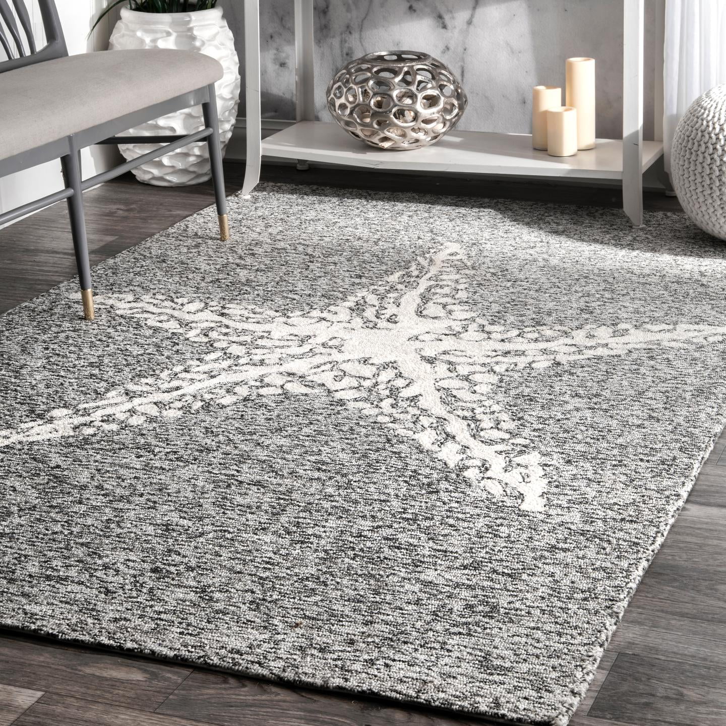Reversible Gray Starfish Design Synthetic Area Rug