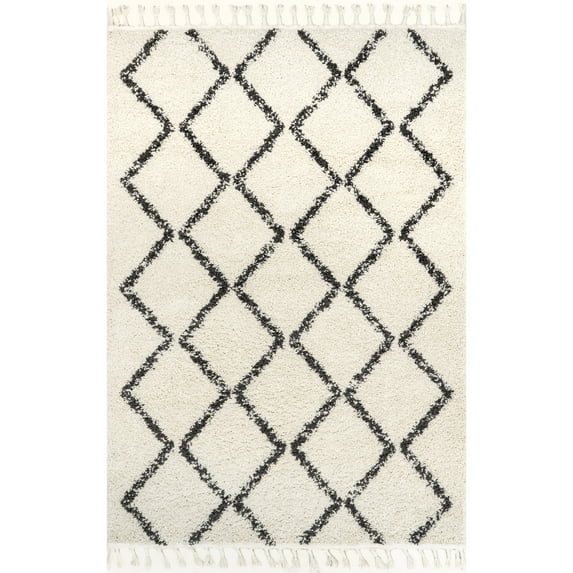 nuLOOM Michelle Diamond Trellis Shag Area Rug, 5' 3" x 7' 7", Off White