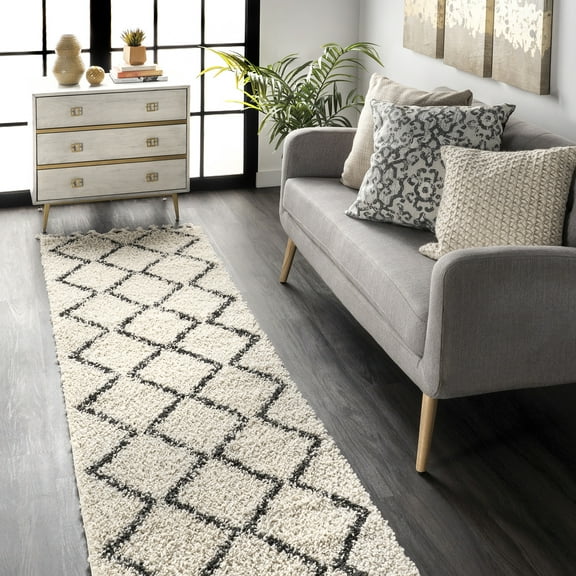 nuLOOM Michelle Diamond Trellis Tassel Area Rug, 2' 6" x 6', Runner, Michelle Off-white