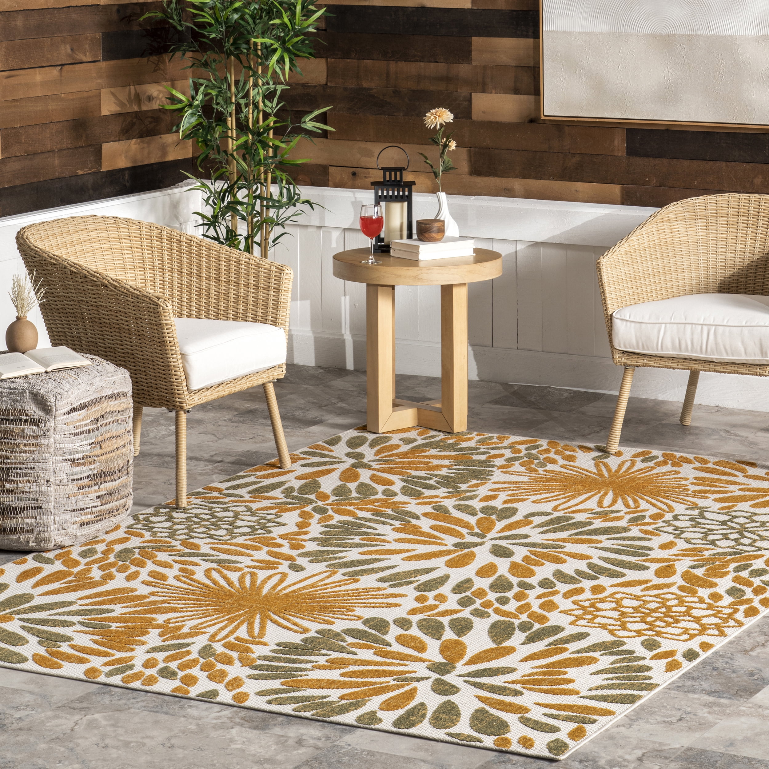 Monique 5' x 8' Orange Floral Synthetic Reversible Area Rug