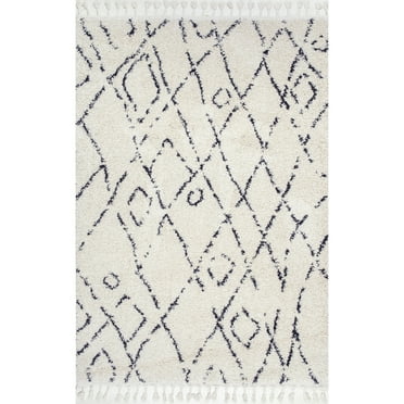 nuLOOM Nieves Moroccan Diamond Shag Accent Rug, 2' x 3', Off White