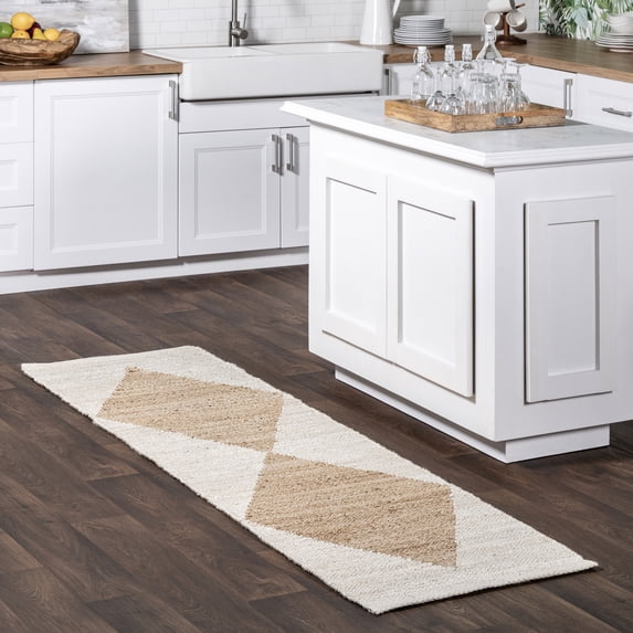 nuLOOM Pandora Diamond Jute Ivory 2' 6" x 6' Geometric Runner Rug