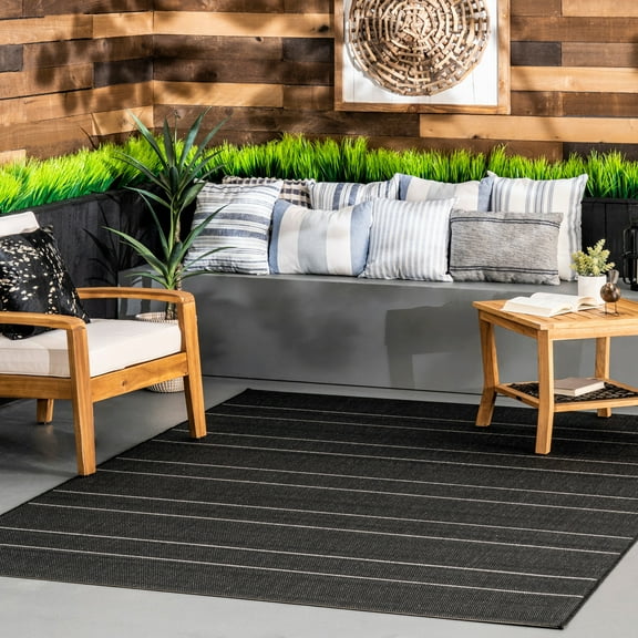 nuLOOM Pinstriped Taliah Indoor/Outdoor Area Rug, 5' 3" x 7' 6", Black