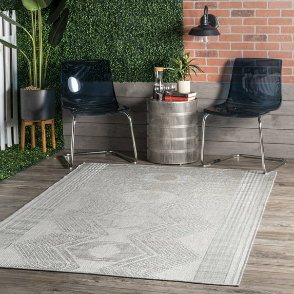 nuLOOM Ranya Tribal Indoor/Outdoor Area Rug, 6' 7" x 9', Ranya Light Grey