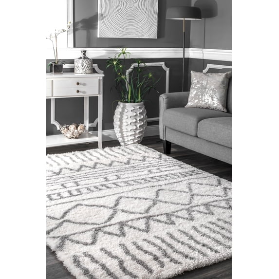 nuLOOM Renata Moroccan Shag Accent Rug, 3' 3" x 5', Gray