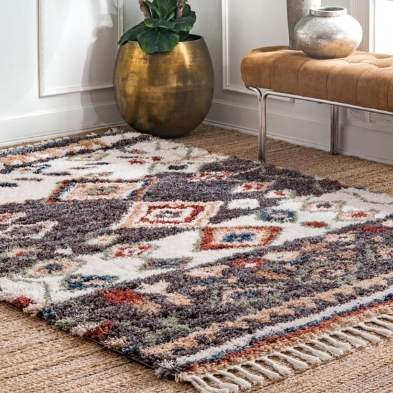 nuLOOM Rosemarie Bohemian Soft Shag Tassel 4' Round Area Rug, Grey