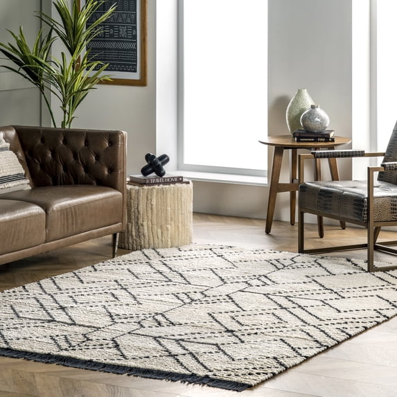 nuLOOM Rubena Soft Shag Diamond Trellis Fringe Area Rug, 7' 10" x 10', Beige