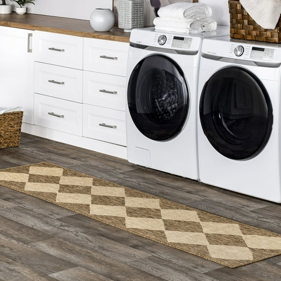 nuLOOM Sabina Diamond Trellis Indoor/Outdoor Area Rug, 2' x 6', Runner, Sabina Brown