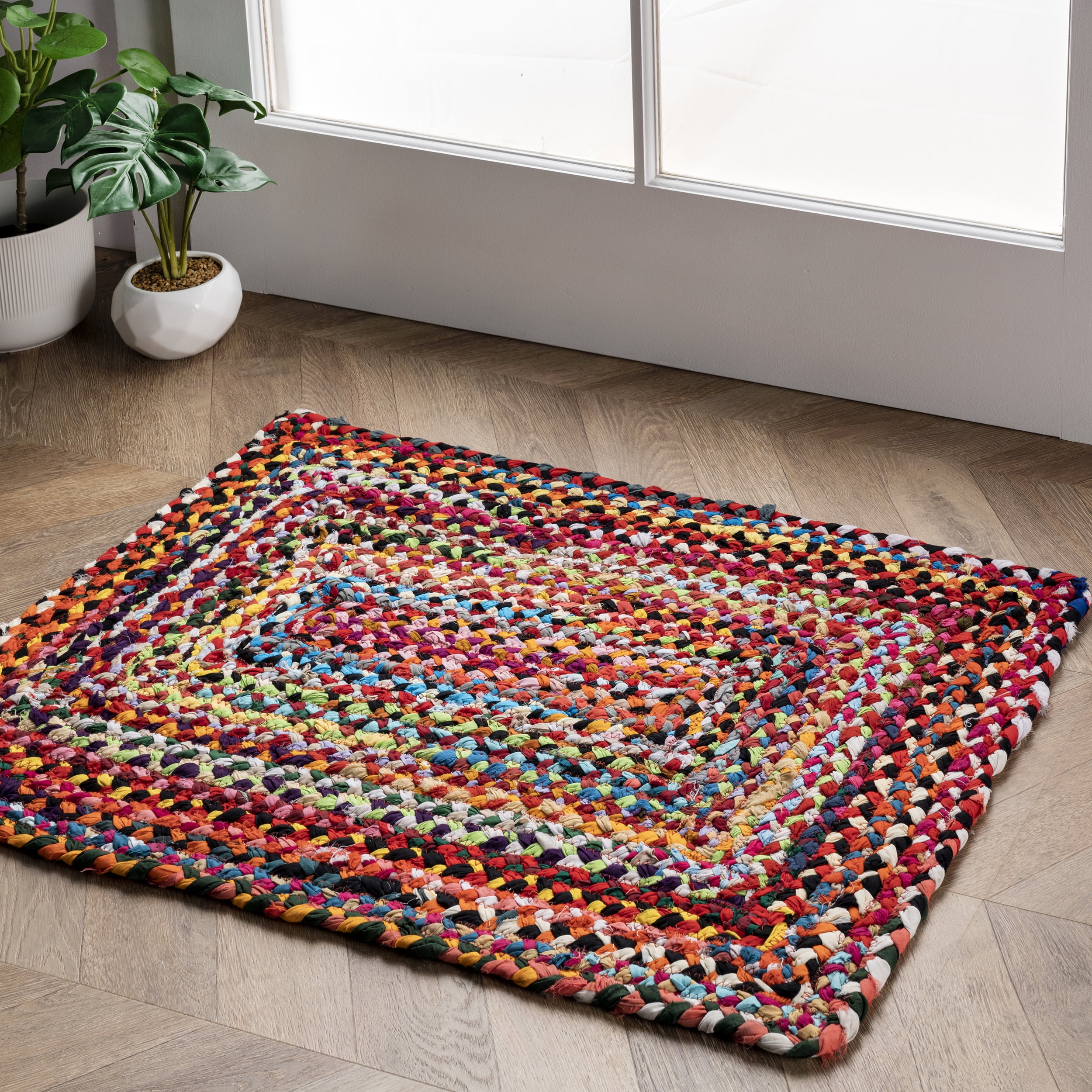 nuLOOM Tammara Bohemian Hand Braided Area Rug, 2' x 3', Multi