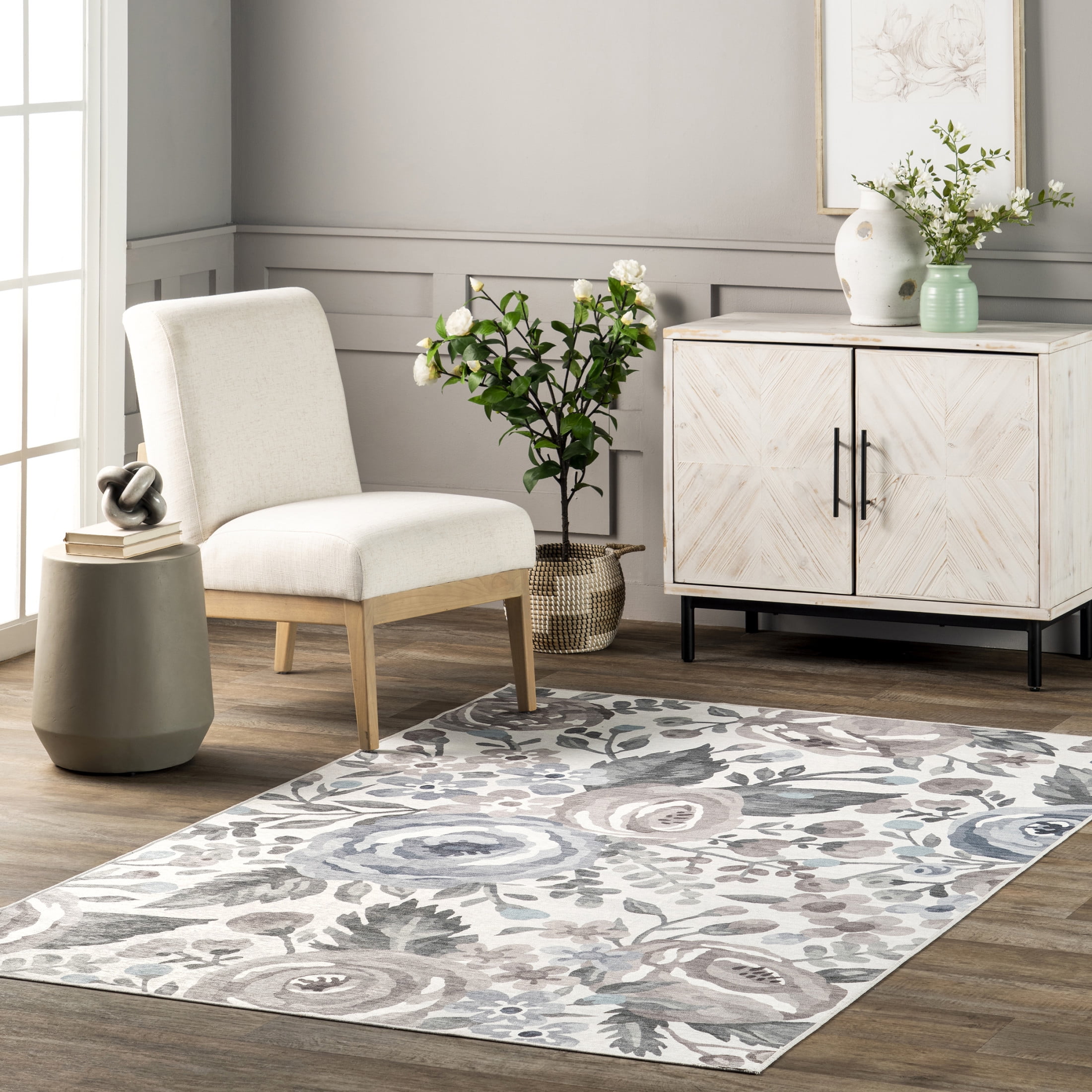 Gray Floral Washable Stain-Resistant Synthetic Area Rug 4' x 6'