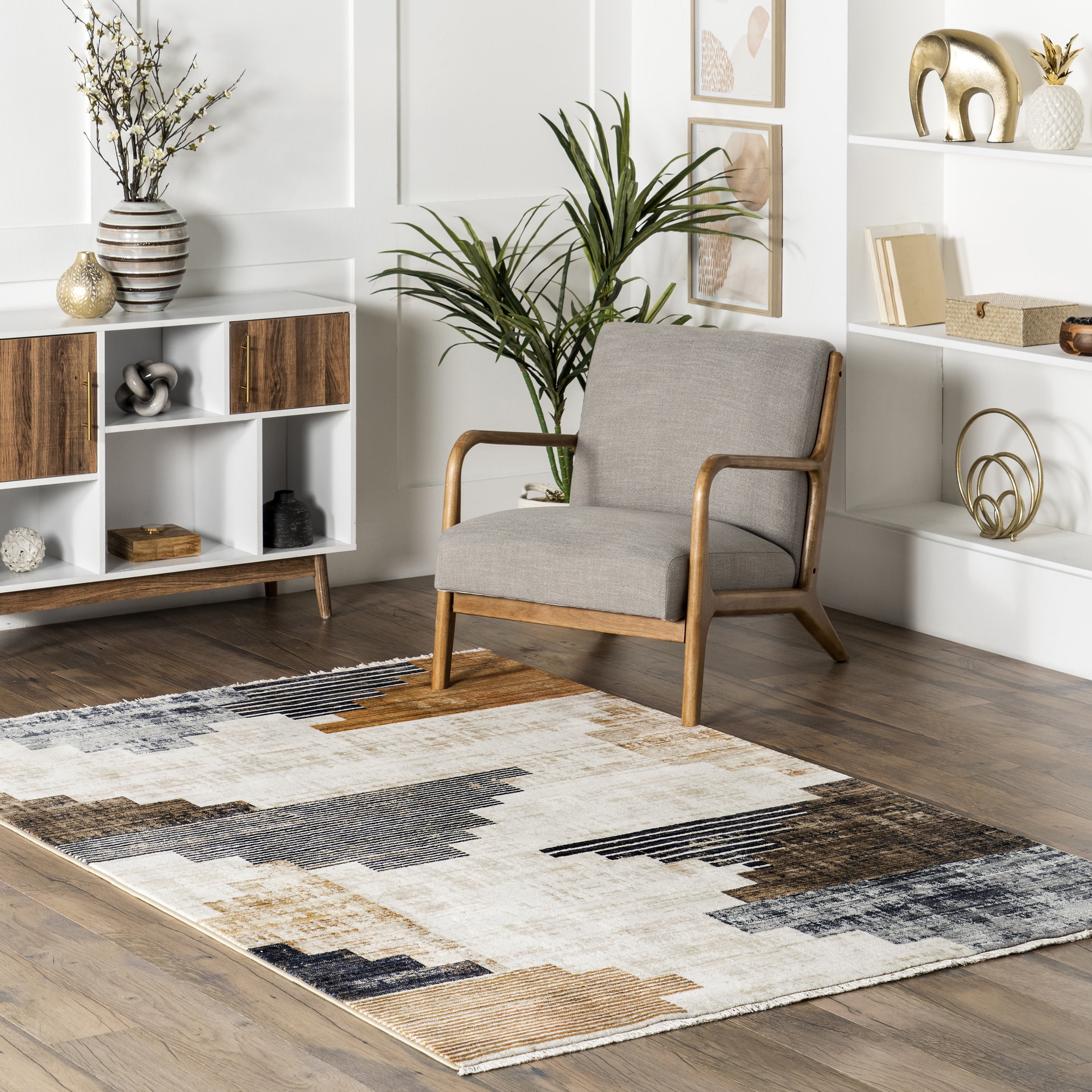 Beige and Navy 5' x 7' Synthetic Southwestern Area Rug