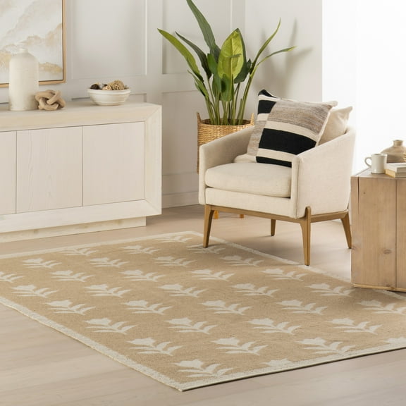 nuLOOM Vayana Floral Farmhouse Area Rug, 5' x 8', Vayana Natural