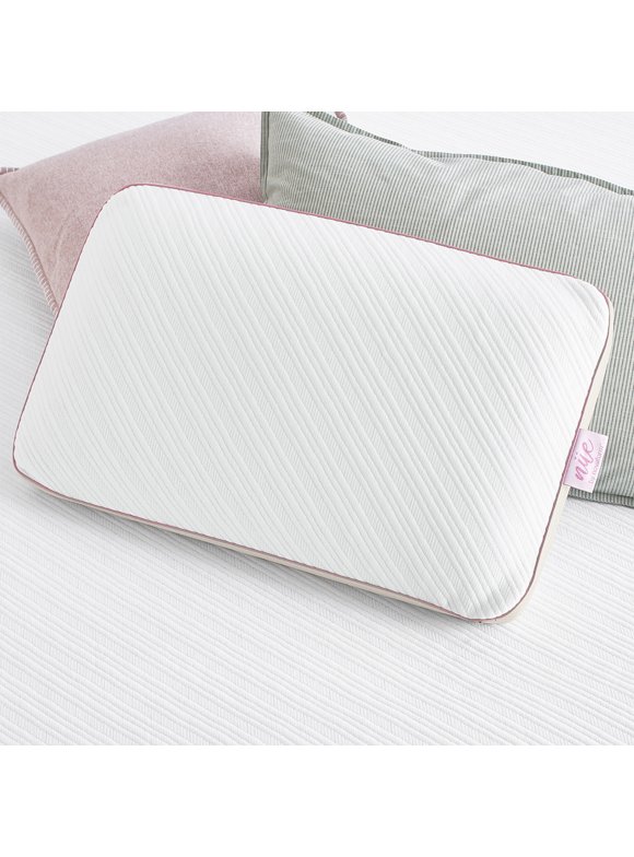 Memory Foam Pillows in Bed Pillows