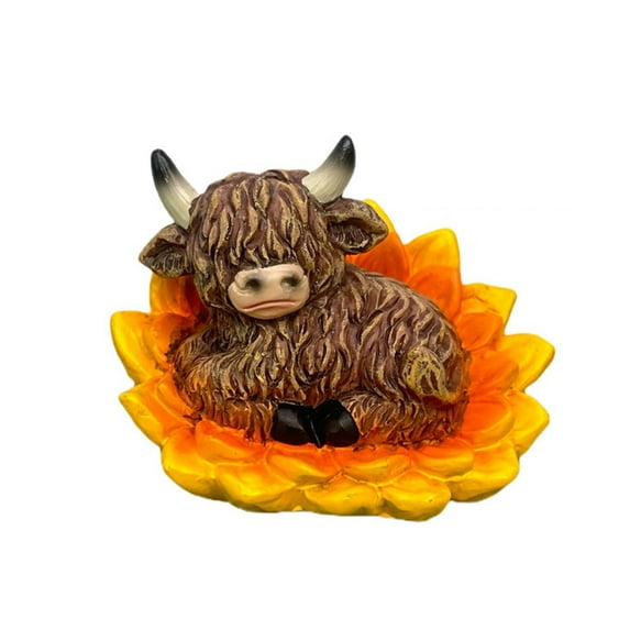 nvzhuang Highland Cow Garden Figurine Cute Resin Animal Outdoor Statue Yard Art Sculpture for Lawn Patio Decor
