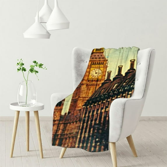 nygtbtfer The Clock Night Scenery Flannel Blanket Ultra-Soft Cozy Plush Blanket Throw Blankets Couch Chair Living Room Air Conditioning Cool Blankets 40x50in
