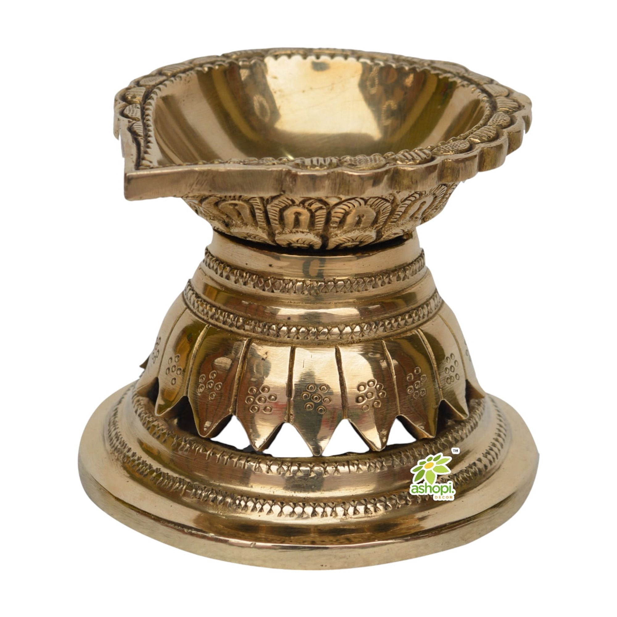 oli lamp Ethnic Design 4.5 Inches Brass Oil Diya with Base, Temple Decor, Home Decor Oil Diya Lamp, Indian Handicraft Diya, Handmade craft
