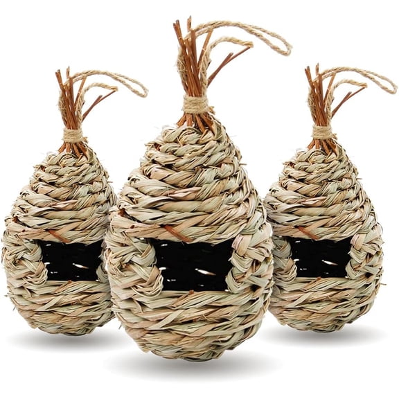 outdoor hanging hummingbird houses, natural grass hanging bird houses, hand-woven hummingbird nests