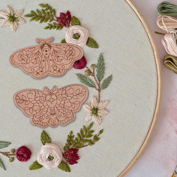 perfeclan Sewing Pin Minder Pin Holder Reusable Sewing Embroidery Accessory Butterflies Pin Keeper for Quilting Adult Combo 3