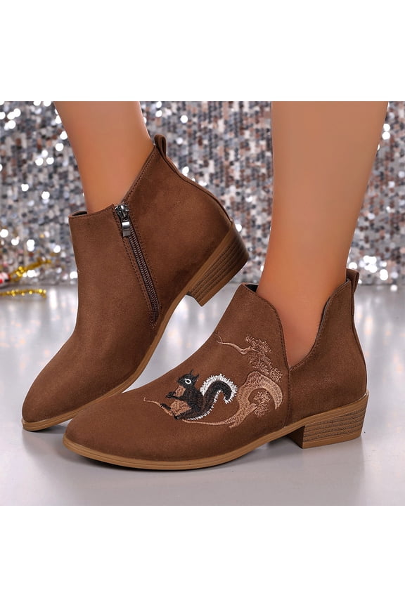 Women's Chelsea Ankle Boots, Side Zipper Stacked Low Block Heel Western Booties, Suede Squirrel Pine Tree Embroidered Point Toe V-Cut Collar Boho Vintage Casual Walking Short Boots Camel 41