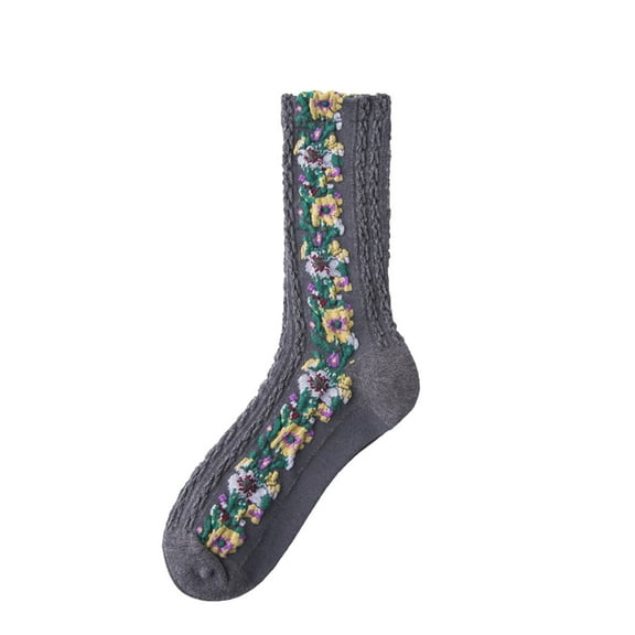 qolati Crew Socks for Women Vintage Embroidered Floral Ankle Casual Sock Teen Grils Breathable Soft Above Ankle Socks Cute Cottagecore Accessories