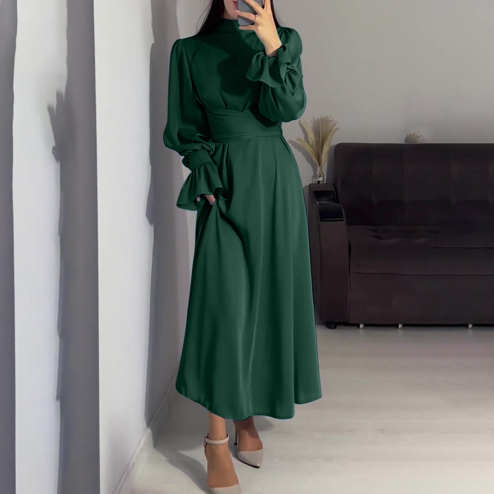 green emerald velvet dress Amazon.com: Long Tulle Applique Prom Dresses 2024 Lace Spaghetti Straps  Ball Gowns Formal Evening Dress with Slit Aqua: Clothing, Shoes & Jewelry