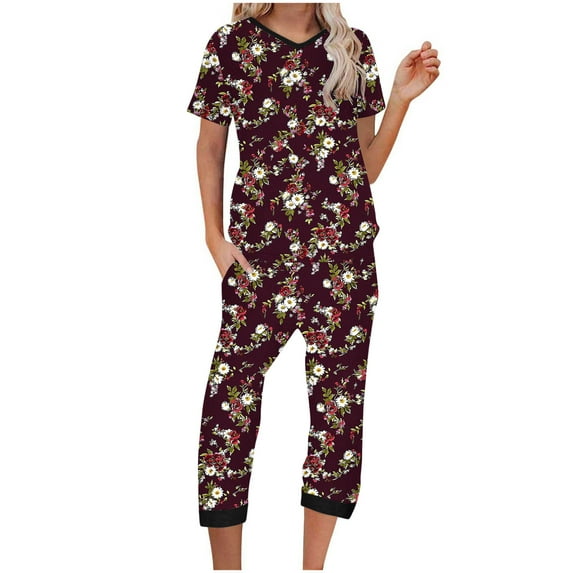 qucoqpe Comfy Lounge Sets for Women Short Sleeve V-Neck Tops and Floral Print Wide Leg Pants Loose Capri Pajama Set