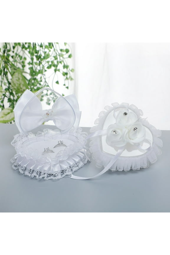Ring Box Western Style Romantic Heart-shaped Hand Holding Wedding Prop Lace Ring Pillow Box for Valentine's Day