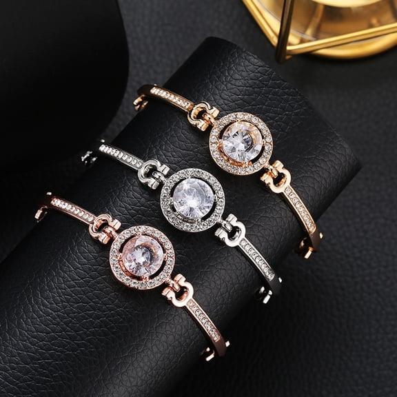 rygai Women Bracelet Sparkling Vibrant Color Lobster Clasp Design Adjustable with Extension Chain Alloy Shining Rhinestone Bracelet Women Jewelry Gift for Female,Silver