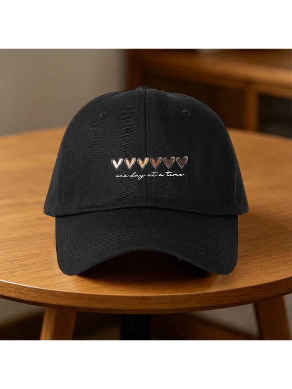 Embroidered Heart Baseball Cap for Women Cute Dad Hat Adjustable Cotton Low Profile Unisex Washed Vintage Cap with Pre-Curved Visor for Workout Gym Running Everyday Wear Gift, Black,One Size