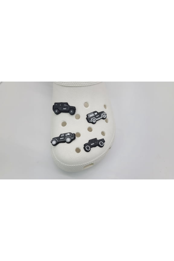 J ust E nough E ssential P arts All-Terrain Vehicle for jeeps lovers Grey