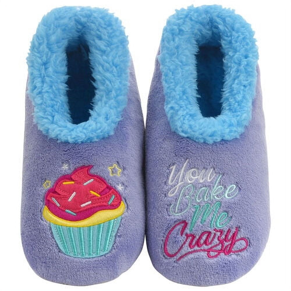 snoozies Bake Me Crazy Women s Pairables Slippers Small