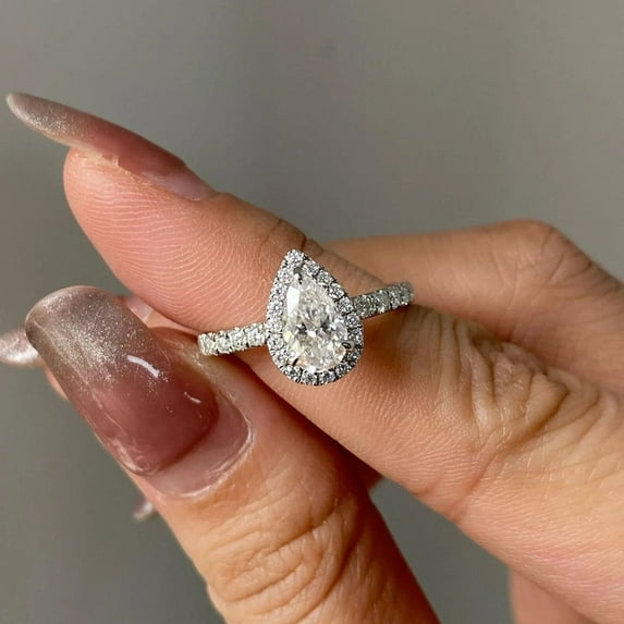 solitaire jewels 1.3CT Pear Moissanite Halo Engagement Ring For Women, 14K Yellow Gold