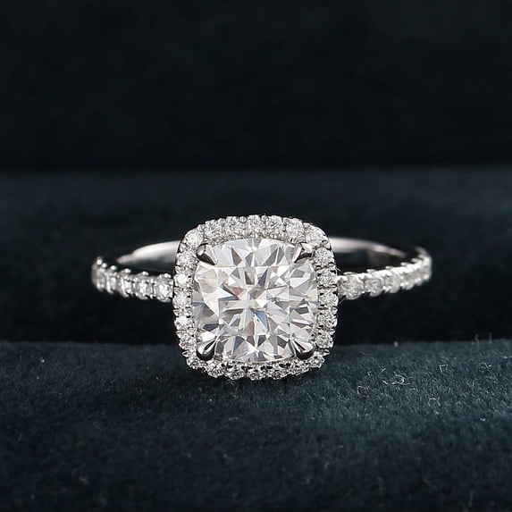 solitaire jewels 1.5CT Cushion Moissanit Halo Engagement Ring For Women, 14K Yellow Gold