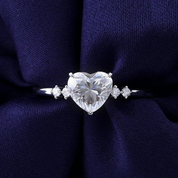 solitaire jewels 1.5CT Heart Moissanite 5 Stone Engagement Ring For Women, 10K White Gold