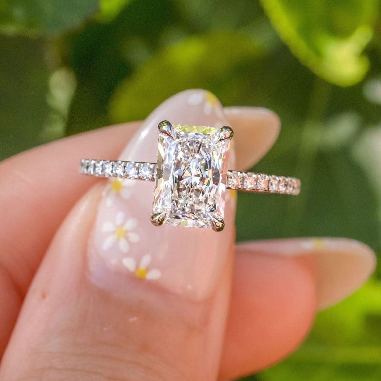 solitaire jewels 2.5CT Radiant Moissanit Hidden Halo Engagement Ring For Women, 10K Yellow Gold