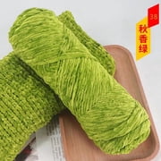 suxuMhao Chenille Yarn - Ultra Soft & Fluffy, Perfect for Blankets, Crafts & DIY Projects - Premium Chenille Yarn with Luxurious Texture, Easy to Work with for Beginners & Experts,green