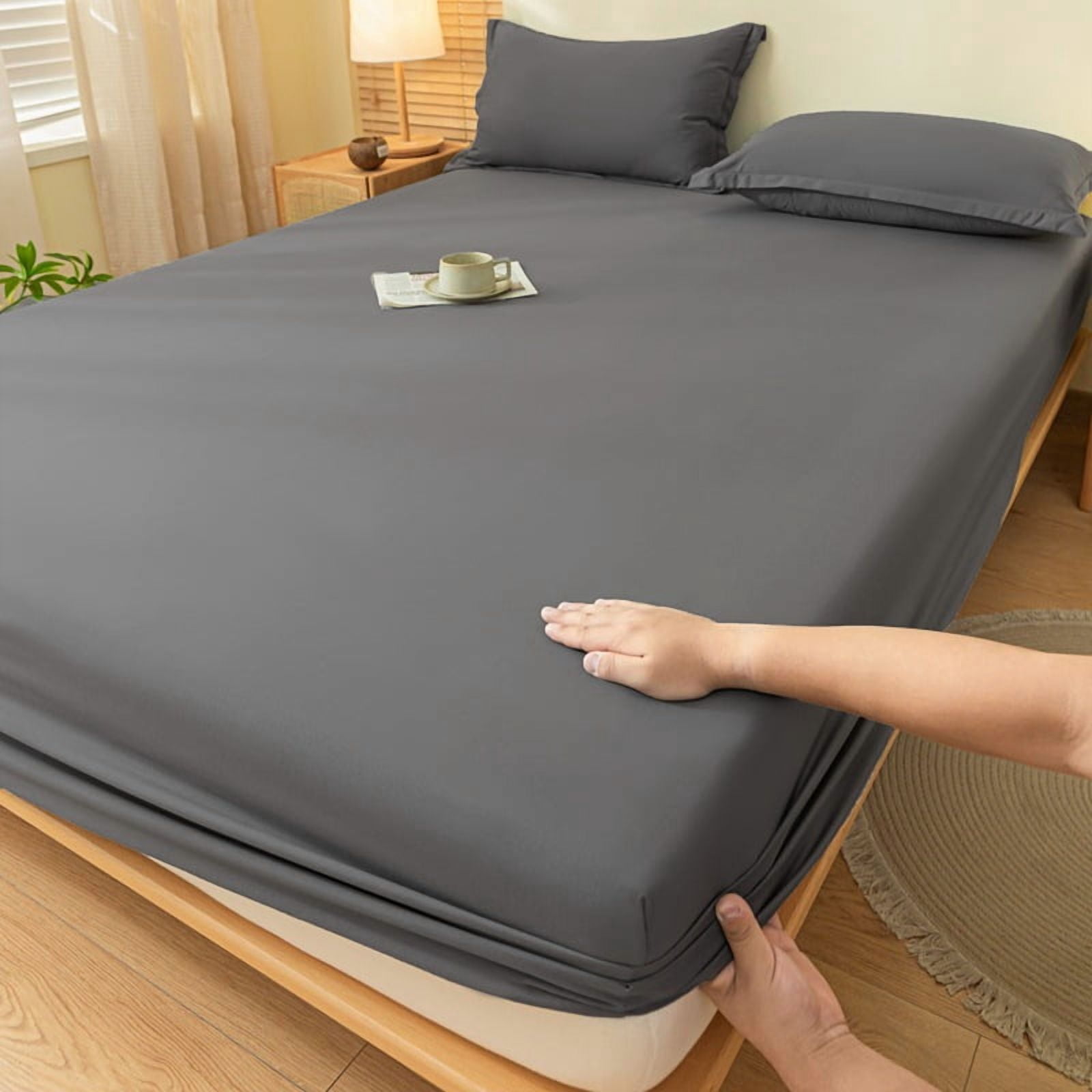 suxuMhao Fitted Sheet - 1 Piece King Fitted Sheet, Bed Fitted Sheet , Dust Proof Bed Cover , Mattress Cover, Dark Gray, King Size: 78x80in + Drop 11.8in, Snug Fit for Mattresses