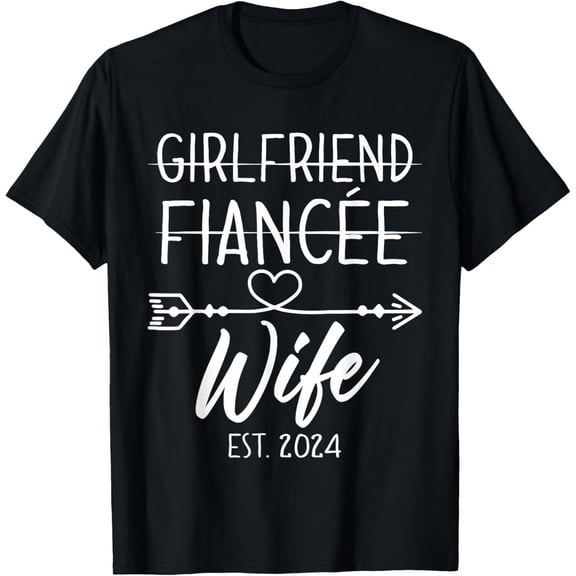 t-shirt Girlfriend fiancée wife 2024 for wedding and honeymoon T-Shirt.