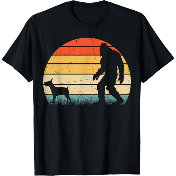 t-shirt Retro Vintage Funny Bigfoot Walking Miniature Pinscher Dog T-Shirt.